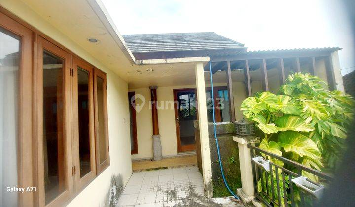 Dijual Rumah Lantai 2 Lokasi Kesiman Dekat Jalan Wr Supratman One Gate System 2