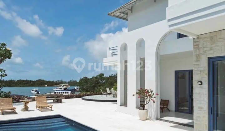 Beachfront Villa With Spectacular Sunset Spot In Benoa Nusa Dua Bali