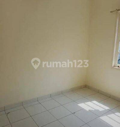 Di sewakan rumah 2 lantai murah di Legenda wisata  Bagus 2