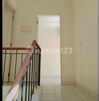 Di sewakan rumah 2 lantai murah di Legenda wisata  Bagus 5