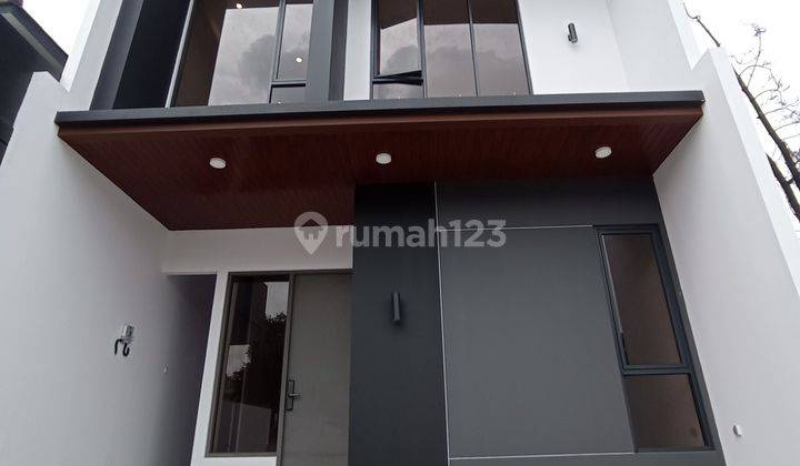 Rumah Mewah Cantik.2 Lantai Di Jual Di Dalam Cluster Kotawisata Cibubur 1