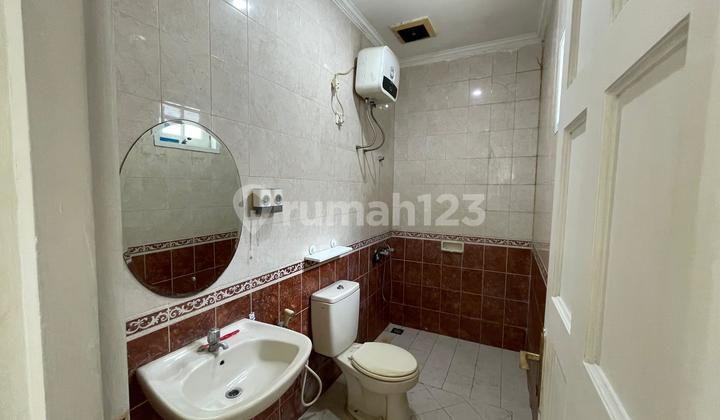 Rumah 2 Lantai Murah di Dalam Cluster Kota Wisata Cibubur 2