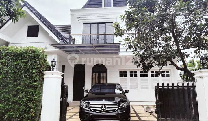 Luxury 2-Story House for Sale on Jalan Taman Pendidikan, Cilandak, South Jakarta 2