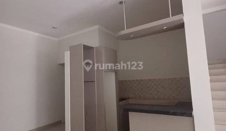 Rumah 2 Lantai Murah Dalam Cluster Di Kota Wisata Cibubur  2