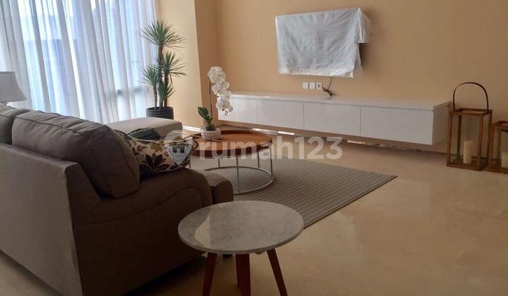 Dijual Apartemen Senopati Suites Tipe 2 BR 2