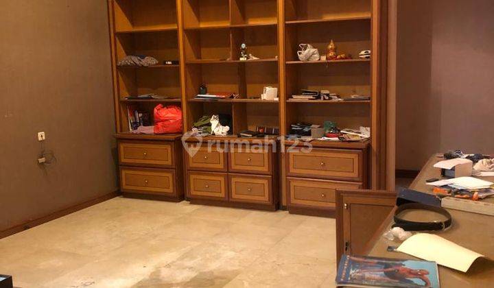 Dijual Rumah di Jl. Bangka 4 BR Full Furnished 3
