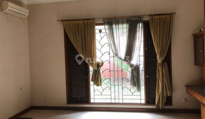 Dijual Rumah di Jl. Bangka 4 BR Full Furnished 4