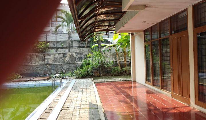 Dijual Rumah 2 Lantai di Pasar Minggu 2