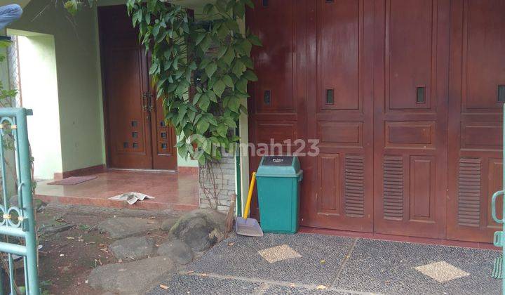 Dijual Rumah di Ciracas Jakarta Timur 1