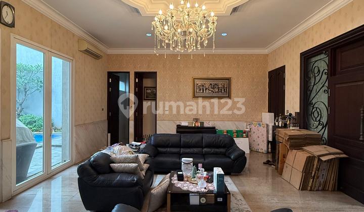 Dijual Rumah di Patal Senayan 2