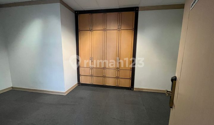 Disewakan Office di Menara Sudirman