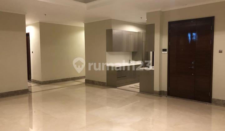 Dijual Apartemen District 8 Tipe 4 BR  2