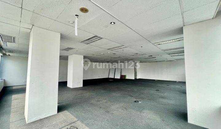 Disewakan Office Space di Mega Plaza Kuningan  2