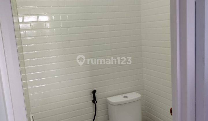 Rumah 2 Lantai Free Biaya Surat Booking 5 Jt Lokasi Dekat Kawasan 9