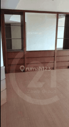 Dijual Apartemen Taman Anggrek Lantai Sedang Furnished 2