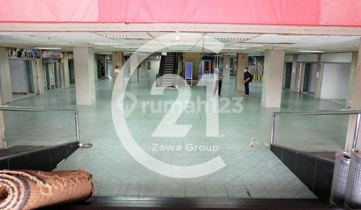 Dijual Cepat Gedung Usaha Lokasi Pinangsia Raya Tamansari 4lantai 4