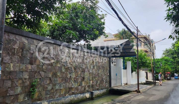 Dijual Rumah Kav Polri Strategis Di Jelambar Jakarta Barat Dijual Rumah Kav Polri Strategis Di Jelambar Jakarta Barat
