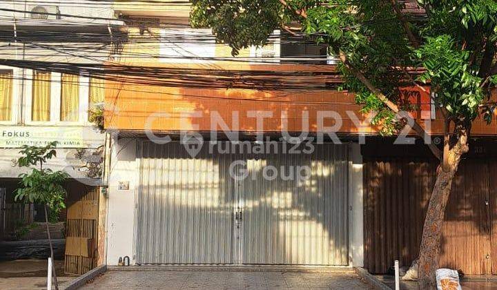 Disewakan Ruang Usaha 1 Lantai Lokasi Strategis Di Pasar Baru Jakarta Pusat 1