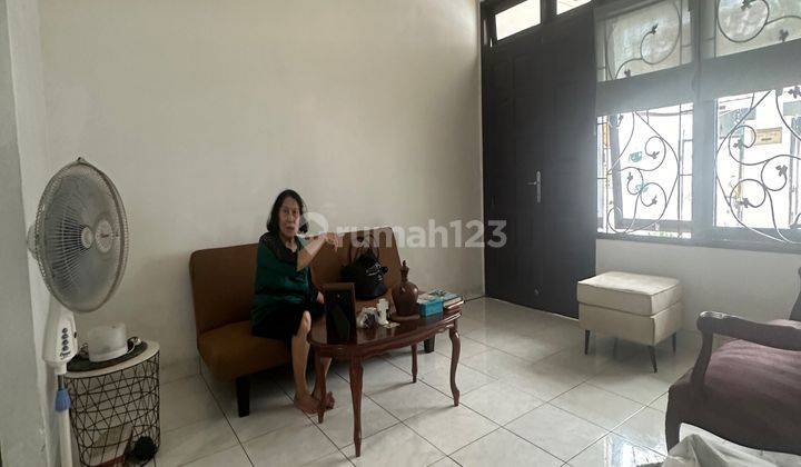 Dijual Rumah Siap Huni, 2 Lantai Dlm Komplek Tenang , Shm di Bendungan Hilir 2