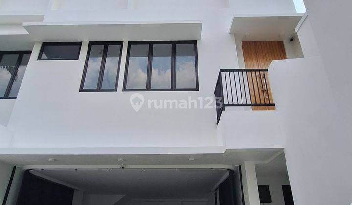  Rumah Dikemang Baru, 4 Lantai SHM - Sertifikat Hak Milik di Kemang 2