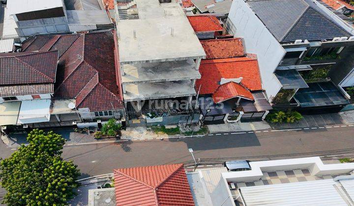 Dijual Rumah Di Lokasi Premium Dekat Senayan Gbk.. Strategis Tengah Kota  2