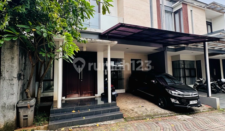 Duren Tiga House, Kalibata South Jakarta in Cluster