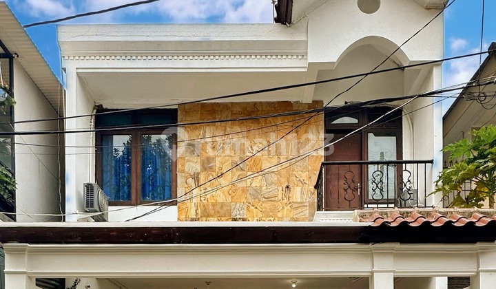 Habitable House, Wide Road Suitable for Living or Investment 2