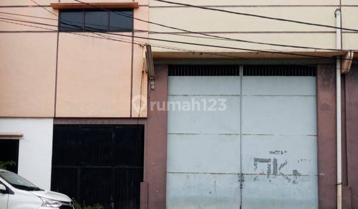 Gudang Tritan Kletek Sidoarjo 1