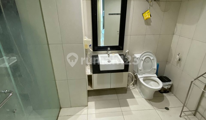 Apartment Via Ciputra World Lantai 9 2