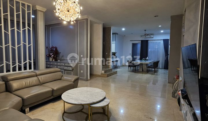 Rumah Golf Island PIK