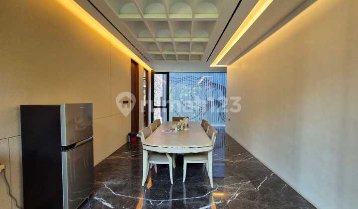 Rumah Trimaran Permai PIK