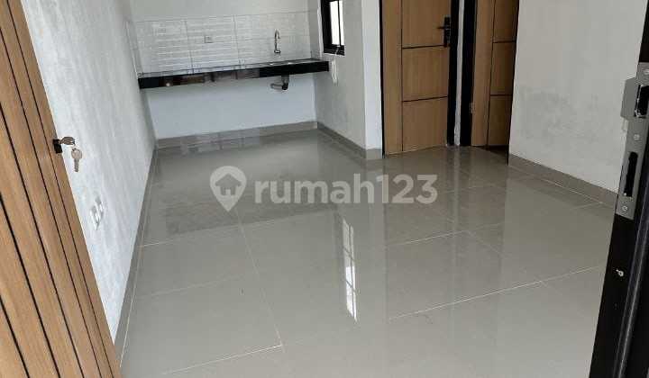 Hunian Mewah Modern Classic Akses Menuju Tol Ciputat Pamulang