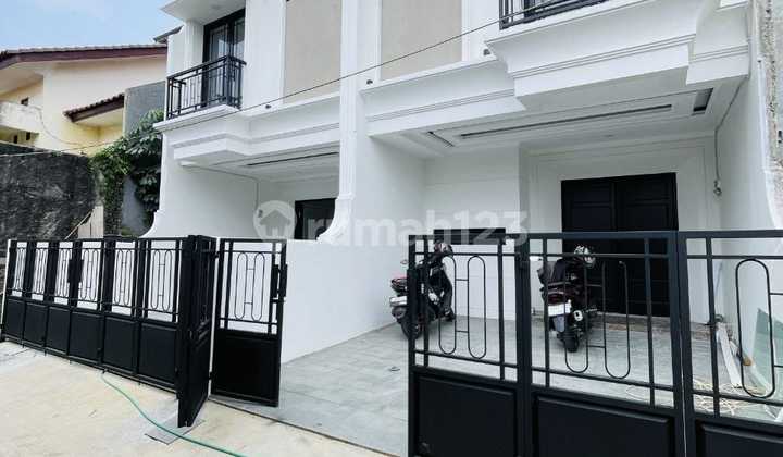 Rumah 2 Lantai Siap Huni Ke Stasiun Bisa Jalan Kaki Rumah 2 Lantai Siap Huni Ke Stasiun Bisa Jalan Kaki