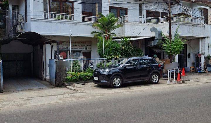 Rumah Lama 3 Lantai Selangkah Area Di Senopati 1