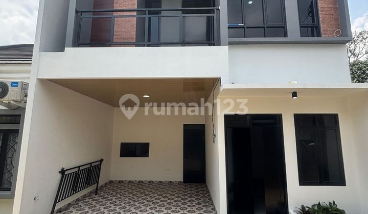 Rumah 2 Lantai Siap Huni Termurah Dekat ke Stasiun Citayam