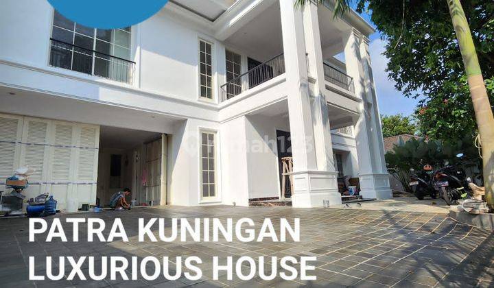 LUXURIOUS HOUSE PATRA KUNINGAN JAKARTA SELATAN 1