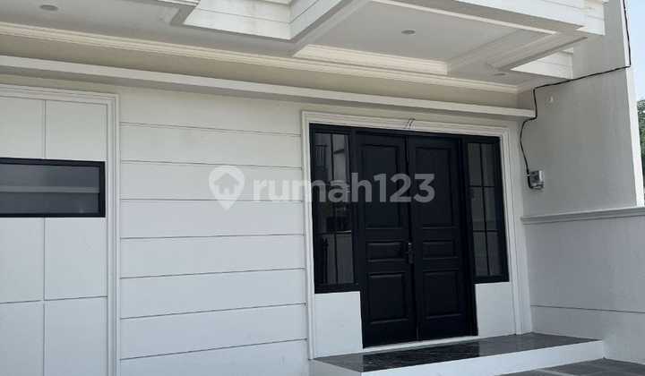 Rumah 2 Lantai Mewah Dekat Ke Stasiun Depok Lama Rumah 2 Lantai Mewah Dekat Ke Stasiun Depok Lama