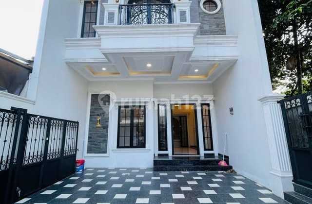 Rumah Termewah Dekat Ke Stasiun Depok 1