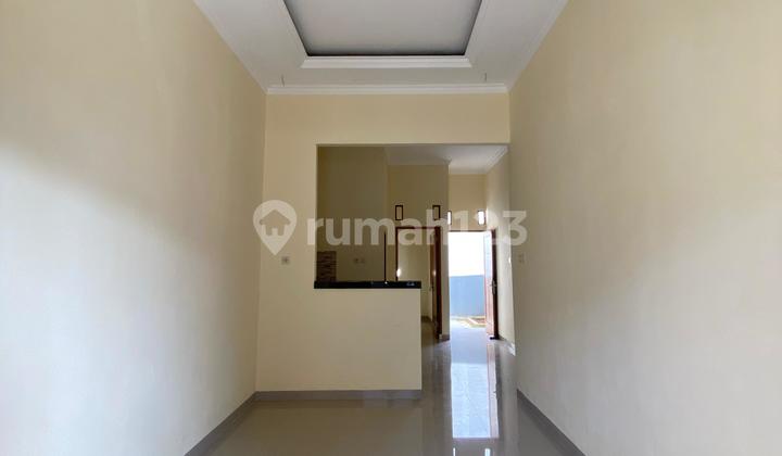 Rumah Cantik Siap Huni Dekat Ke Tol Sawangan Depok