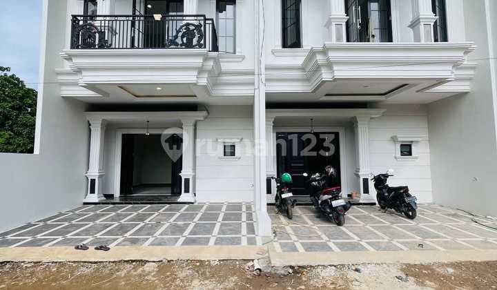 Rumah 2 Lantai Di Sukmajaya Dekat Ke Stasiun Depok Baru