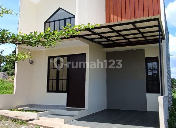 Rumah Cantik 2 Lantai Di Depok