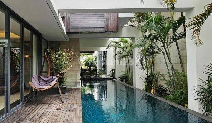 Luxury Modern House Lokasi Premium & Tenang Di Simprug 2