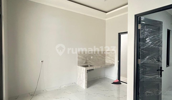 Rumah Mewah 2 Lantai Dekat Tol Tb Simatupang di Jakarta Timur