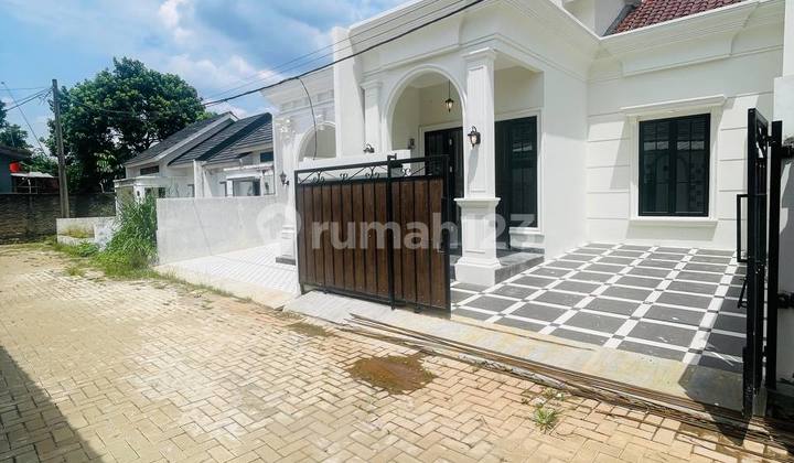 Rumah Classic 1 Lantai Lokasi Premiun Dekat Ke Stasiun Depok 2