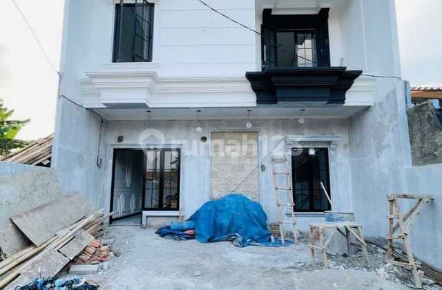 Rumah Dalam Cluster Lokasi Depok Dekat Ke Stasiun Depok 1
