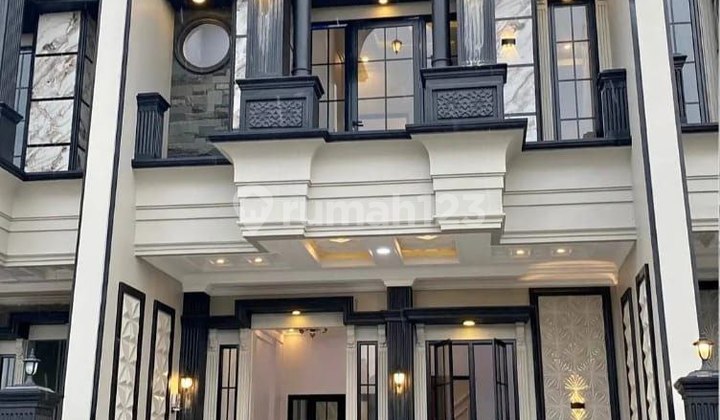 Rumah 2 Lantai Mewah Tanpa DP