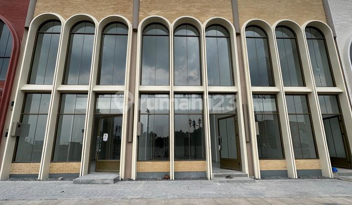 Ruko 3 Lantai Mewah Lokasi Premium , Right Of Way & Konsep Shopping Street Dekat Mall Dekat Pintu Tol Sawangan & Tol Pamulang