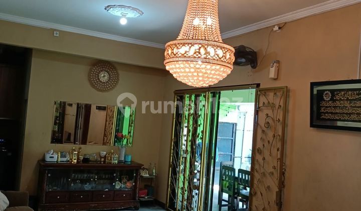 Rumah Bagus 2 Lantai Termurah Akses Pinggir Jalan Raya Condet, Jakarta Timur 1