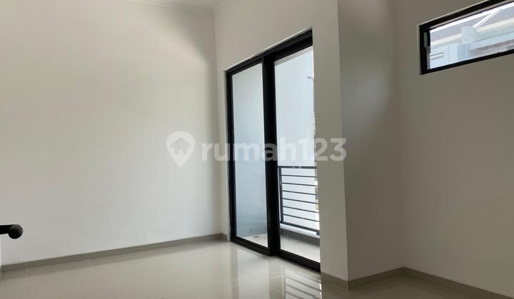 Rumah 2 Lantai Termurah Dekat ke Tol Pamulang 2