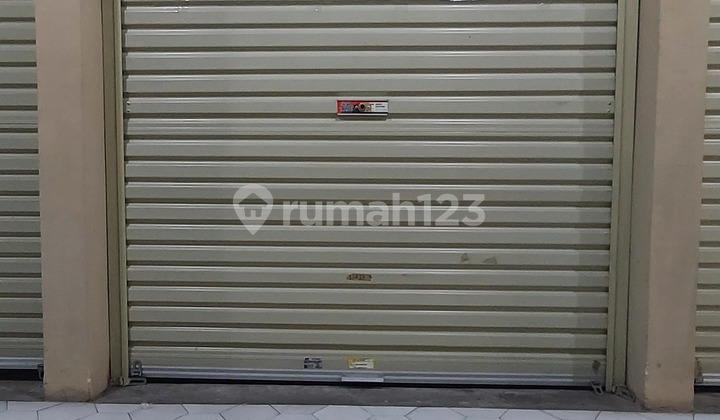 Dijua Kios Di The Marchand Emerald Bintaro Tangerang Selatan 